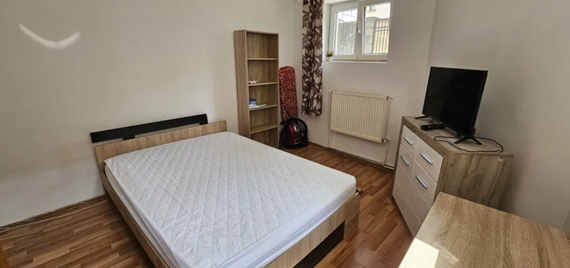 Colentina, Doamna Ghica, str. Trei scaune, centrala proprie, renovata