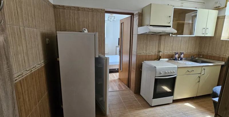 Colentina, Doamna Ghica, str. Trei scaune, centrala proprie, renovata